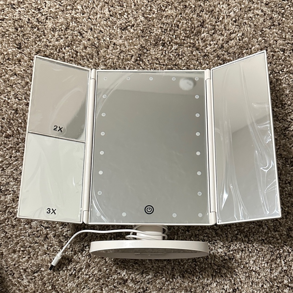 Tri-Fold LED Vanity Mirror